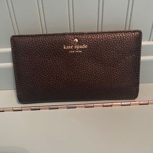 kate spade NEW YORK Small Thin Bifold Wallet